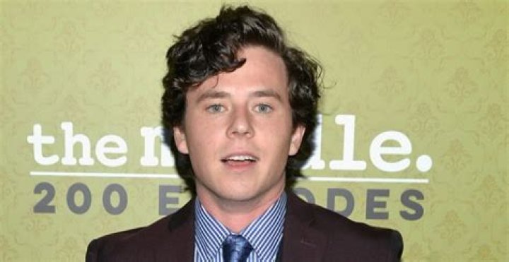 Charlie McDermott Height Weight Body Statistics Healthy Celeb