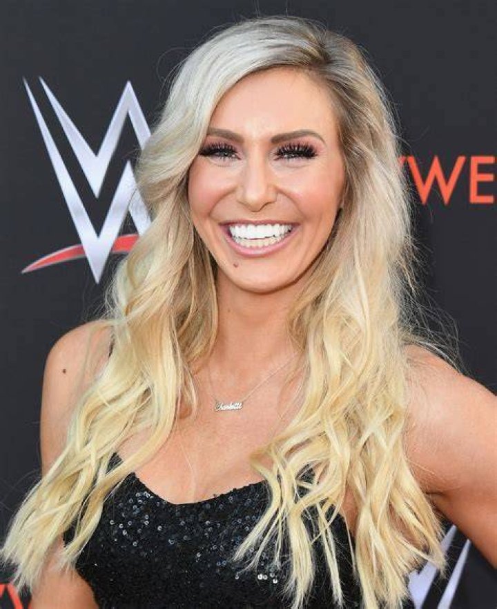 Charlotte sexy