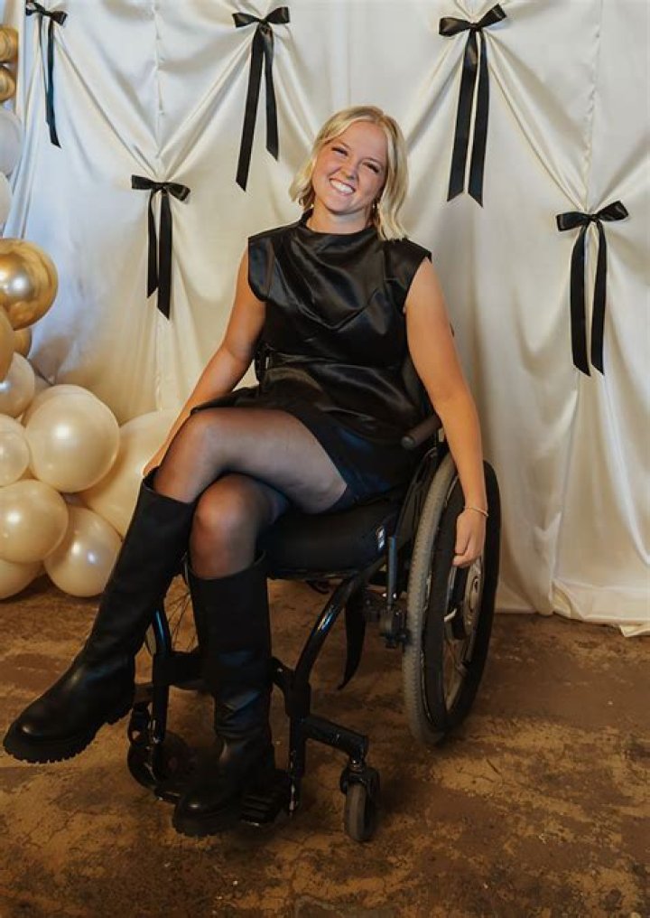 Cheerleader Paralyzed And On Life Support When Risky Stunt Goes Wrong