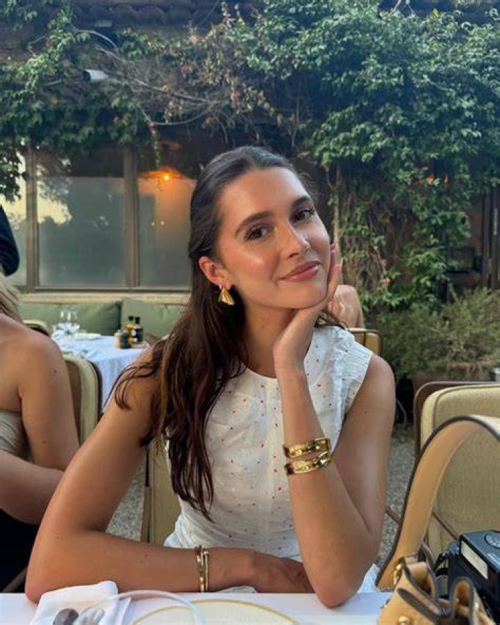 CHIARA KING on Instagram &ldquo;Hot girl summer indoors🥲&rdquo; Summer Girls