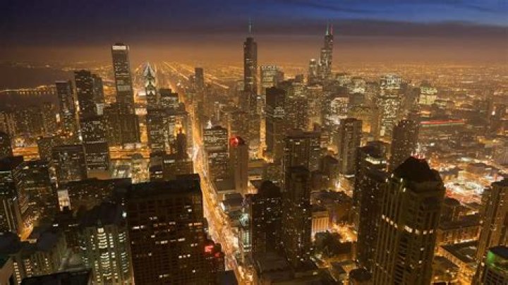 Chicago Traffic At Night GIF Chicago Night Streets Discover & Share