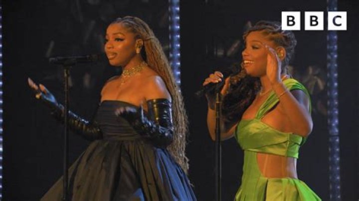 Chloe & Halle the Youngest R&B Duos Beat
