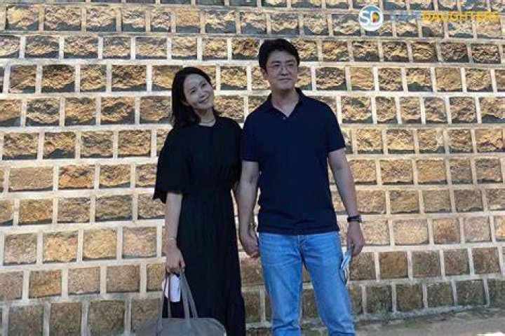 Choi, Wiki, Age, Girlfriend, Wife, Biography and More. Recent Push
