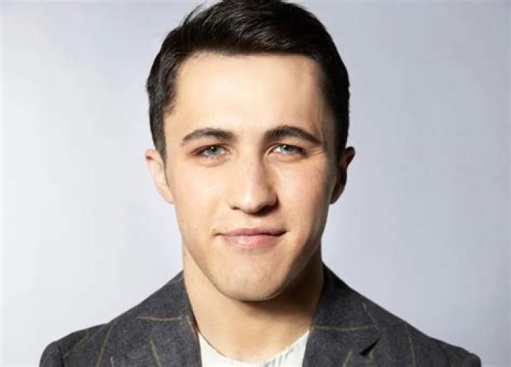 Chris P&eacute;rez Biography Facts, Childhood, Family Life & Achievements