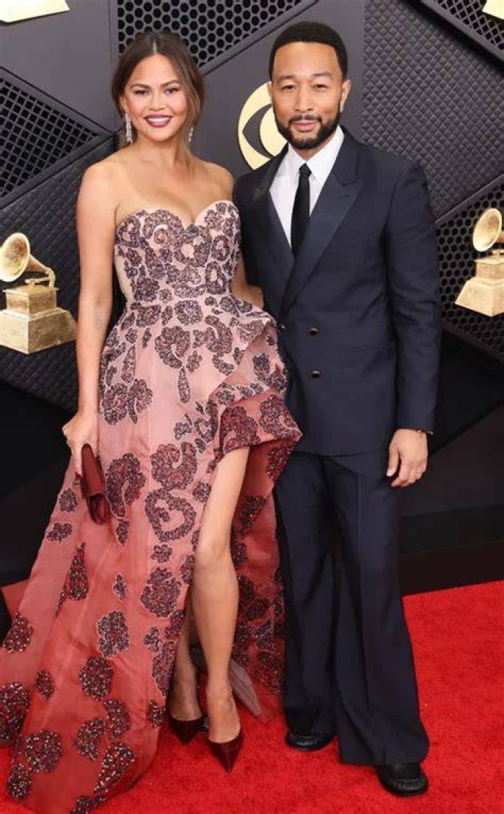 Chrissy Teigen & John Legend Are Having SO MUCH FUN In Their Adorable