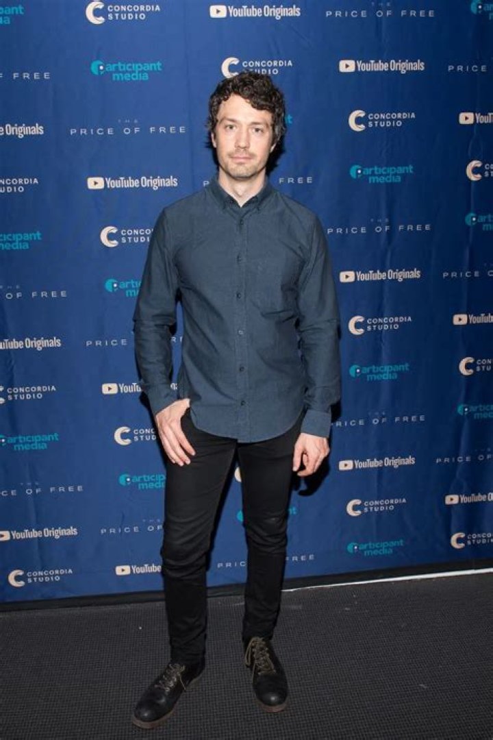 Christian Coulson Wiki 2021 Net Worth, Height, Weight, Relationship