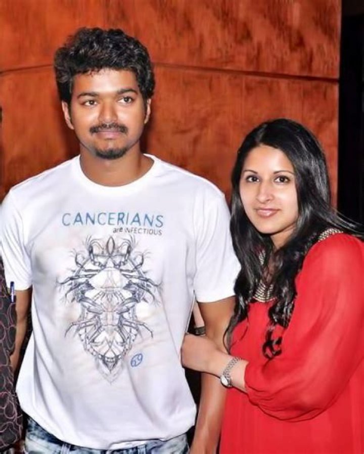 cinema Actor VIJAY with his wife SANGEETHA recent photos