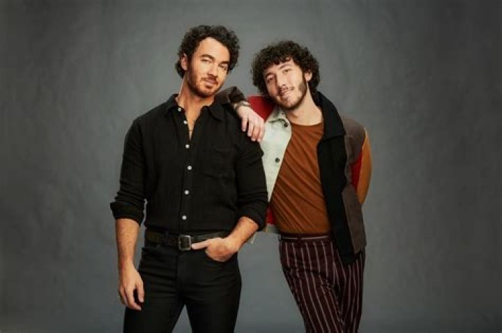 Claim To Fame Season 2 Cast Celebrity Relatives Who Have Been Revealed