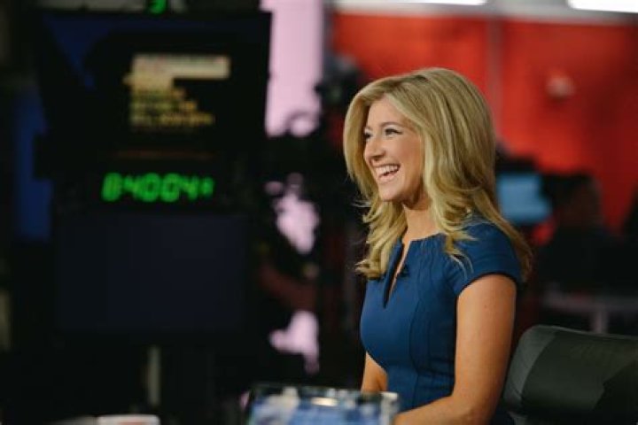Cnbc Cast Sara Eisen Will Work Solely On Closing Bell