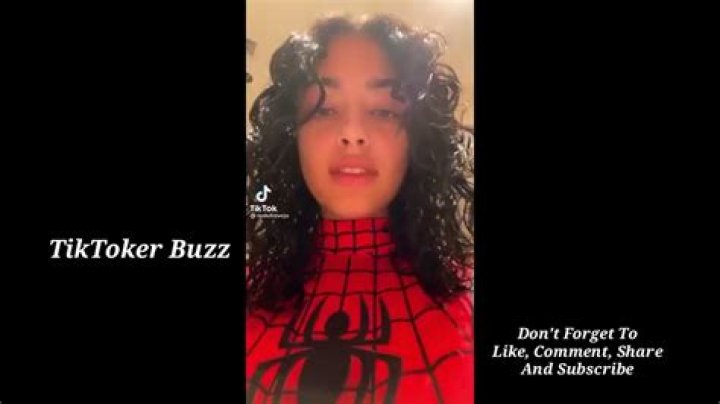Cute Braless Tik Tok Challenge No Bra nipple slip no bra no panty