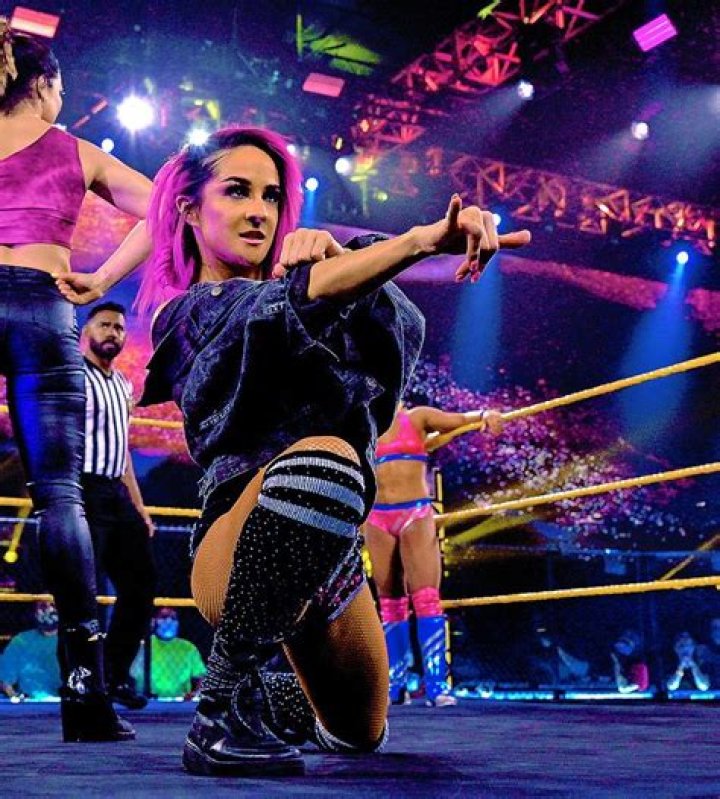 Dakota Kai Wwe female wrestlers, Nxt divas, Pro wrestling