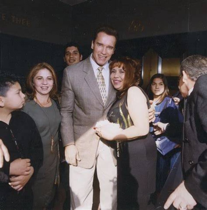 Damn Cool Pictures Mildred Patty Baena, The Mother Of Arnold