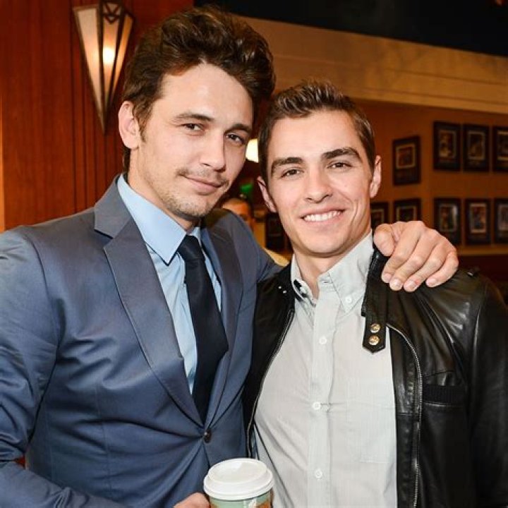 Dave & James Franco from Famous Celebrity Brothers E! News