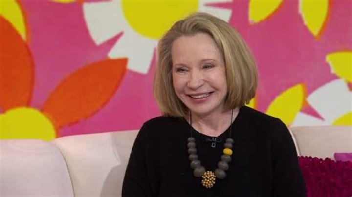 Debra Jo Rupp Movies, Bio and Lists on MUBI