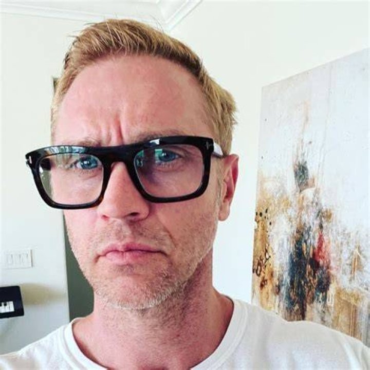 Devon Sawa 2022