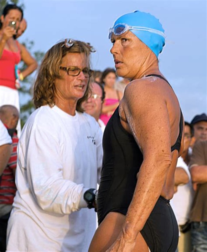 Diana Nyad gives up 3rd attempt at CubaFla. swim