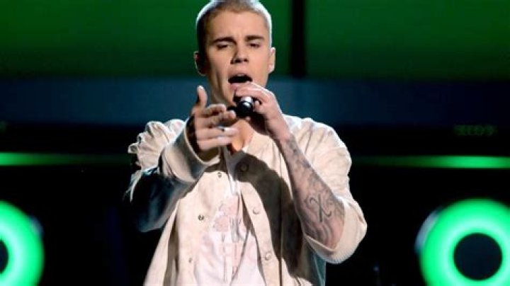 Did Justin Bieber steal the song Sorry from someone else?
