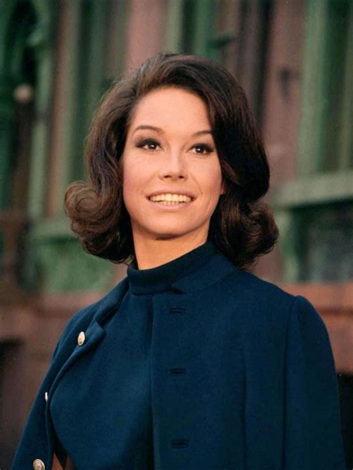 Did Mary Tyler Moore Die From Diabetes? The Actress Was 80 When She Passed