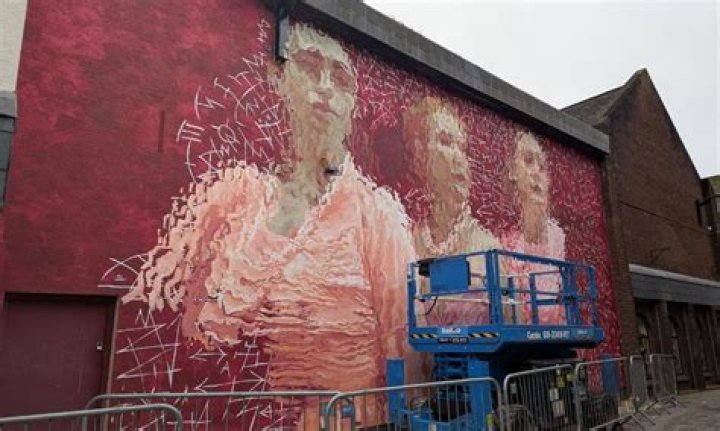 Discover Estela O'Brien's World-Renowned Artwork