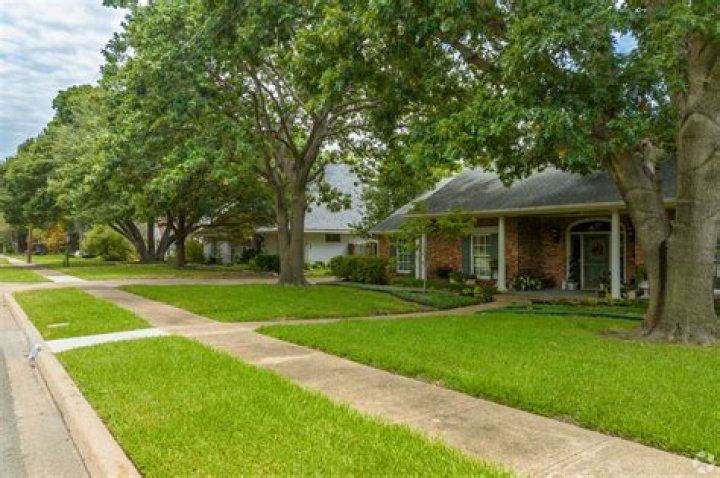 Discover Richardson Heights: An Exceptional District In Richardson