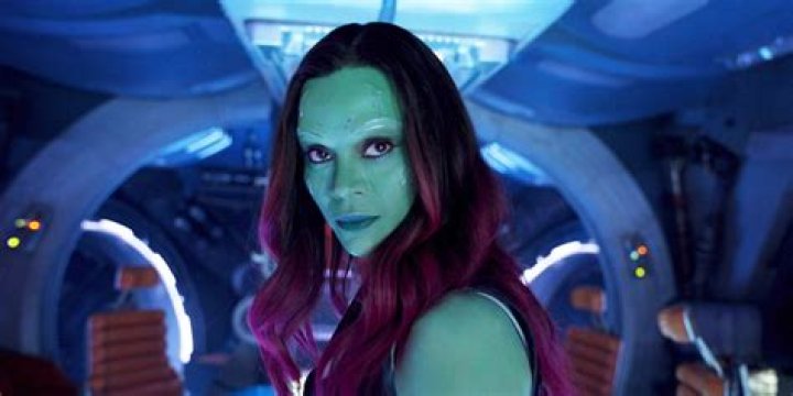Discover The Striking Doppelgnger: Zoe Saldana's Twin Sister