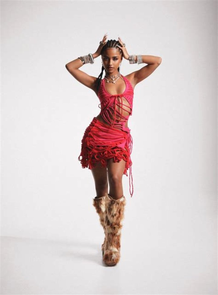 Discover Tyla's Enchanting Body Proportions