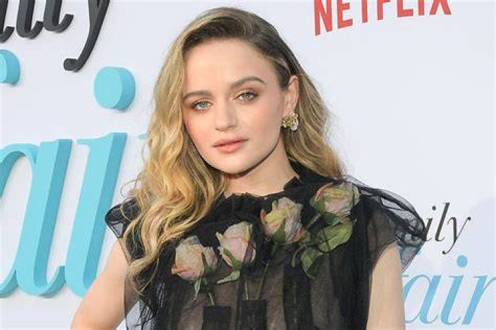 Discovering Joey King's Height: How Tall Is Joey King In CM?