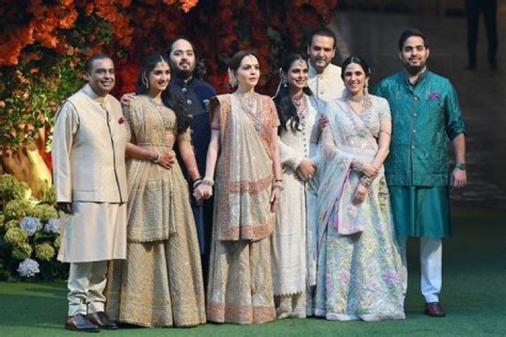 Discovering Radhika's Sister Name: A Journey Into Their Family Ties