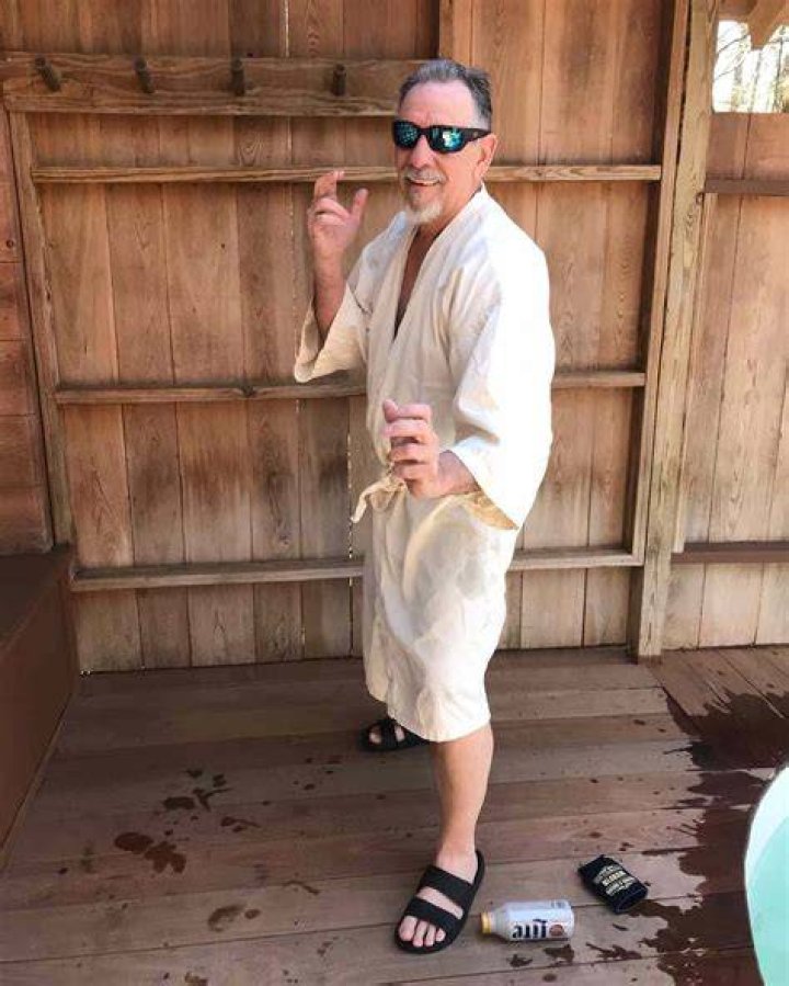 Discovering The Age Of Luke Combs Dad: An Insight Into His Life