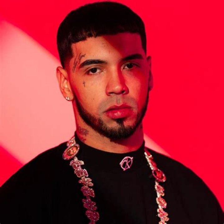Discovering The Height Of Anuel AA: How Tall Is He?