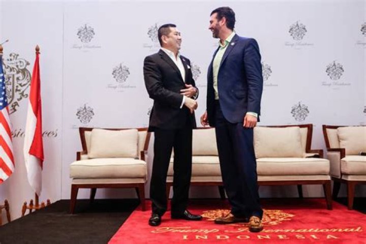 Donald Trump Jr., in Indonesia, Defends Family&rsquo;s Global Business The