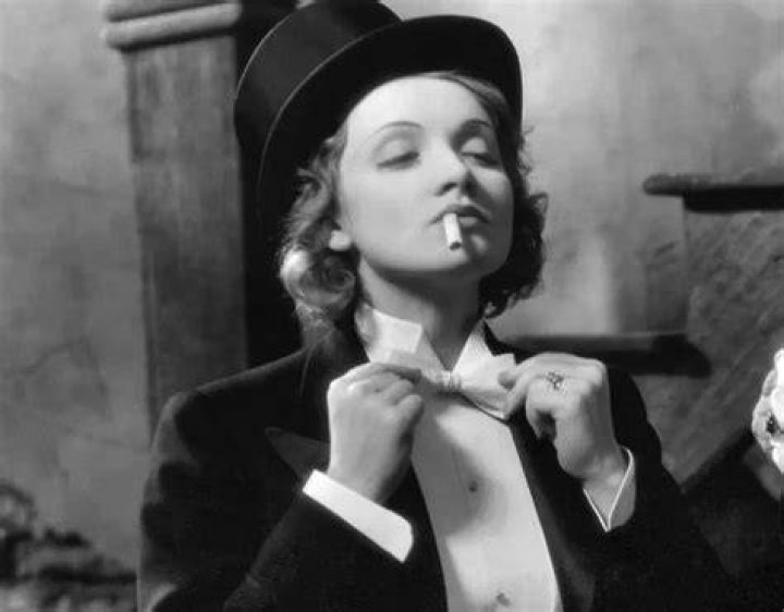 doookin hollywood actress hot