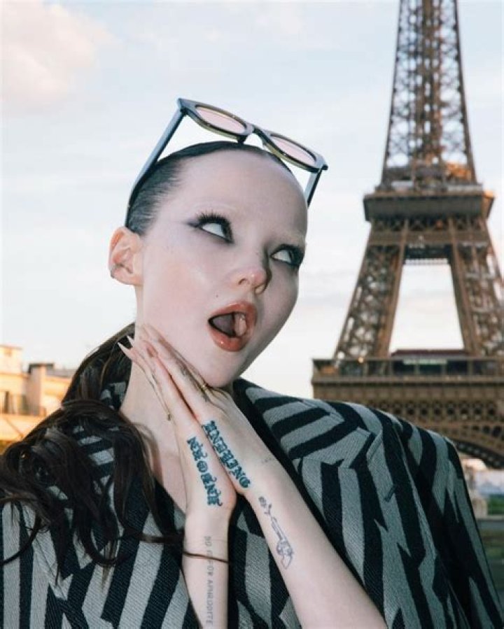 DOVE CAMERON Instagram Photos 05/31/2023 HawtCelebs