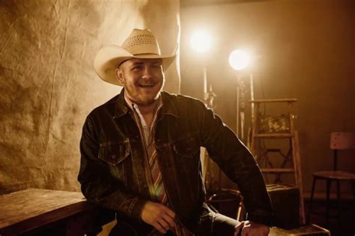 Drew Parker Can't Hide the Hurt in New 'While You're Gone' Video
