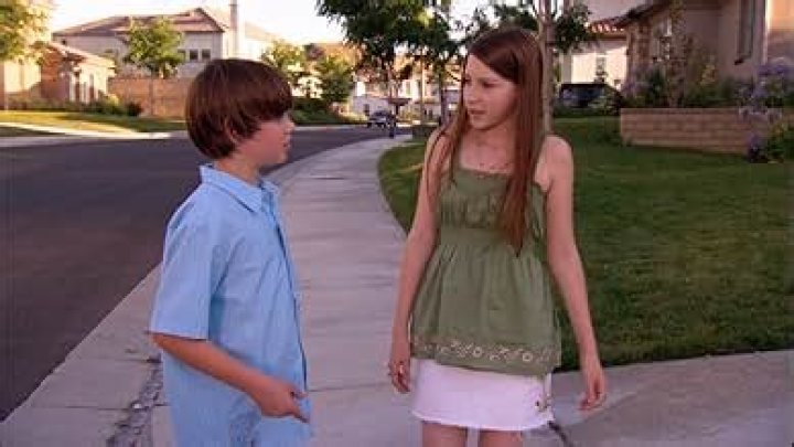 Eden Sher Weeds