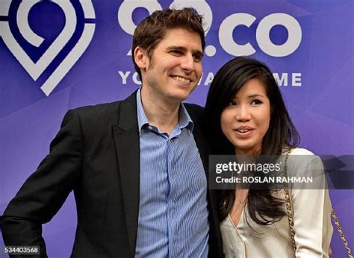 Elaine Andriejanssen, Facebook cofounder Eduardo Saverin's lady love