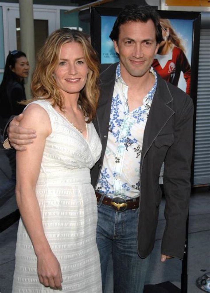 Elisabeth Shue Biography Married Husband Kids Net Wor vrogue.co