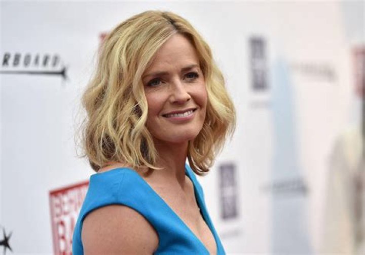 Elisabeth Shue Wallpapers Images Photos Pictures Backgrounds