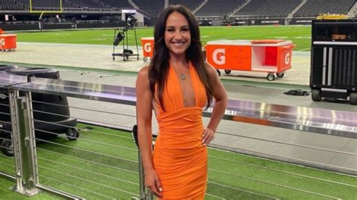 Emily Compagno Height, Weight, Biography, Family, Husband, Net Worth