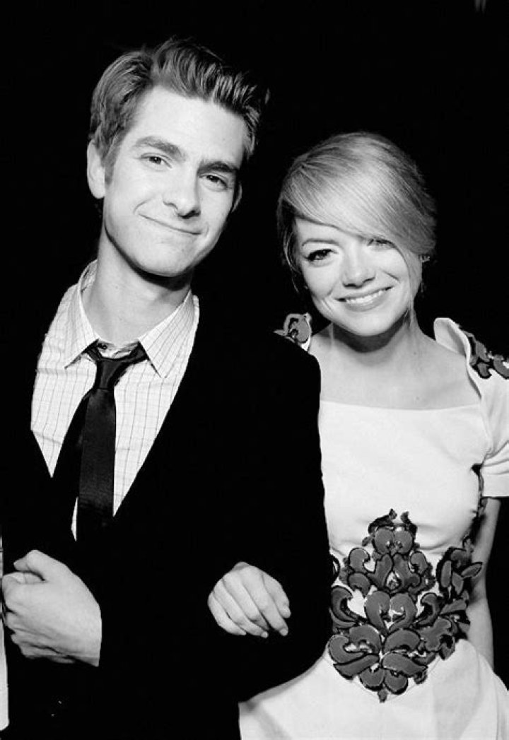Emma Stone & Andrew Garfield from Stars' Awkward PDA E! News