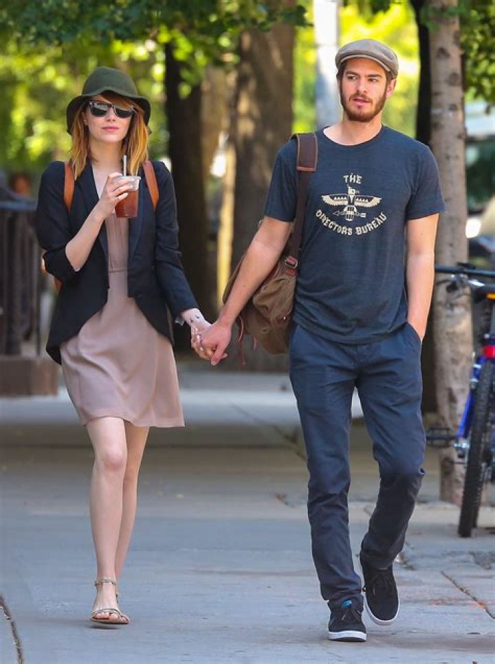 Emma Stone And Andrew Garfield Officially End Their Relationship But