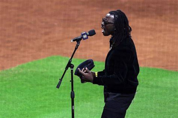 Eric Burton flubs national anthem lyrics at World Series opener