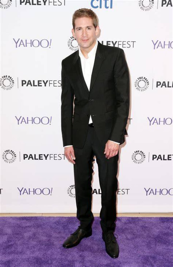 Eric Szmanda, BioWiki, Age, Height, Education, Family, Wife, Career