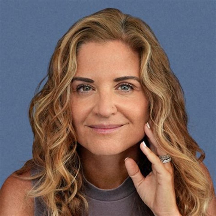 Exploring The Heart: Who Is Glennon Doyle Married To?