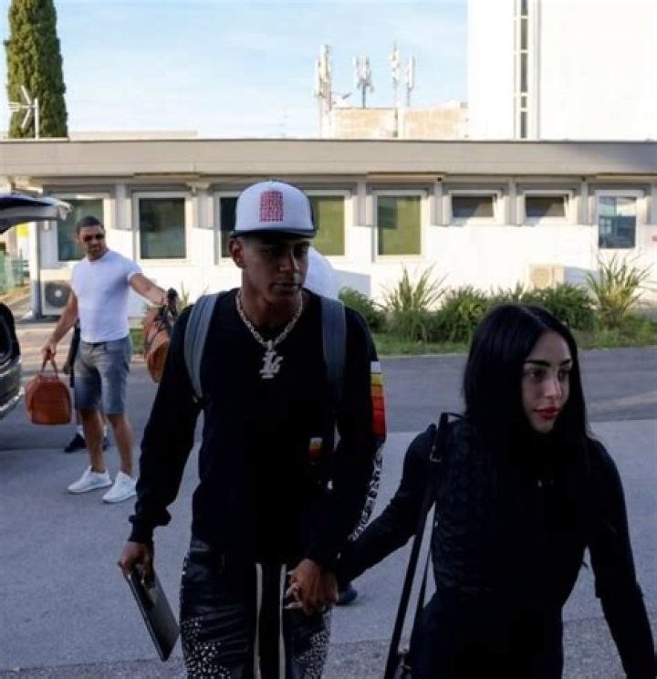 Exploring The Lamine Yamal Girlfriend Contract: A Look Into The Young Star's Personal Life