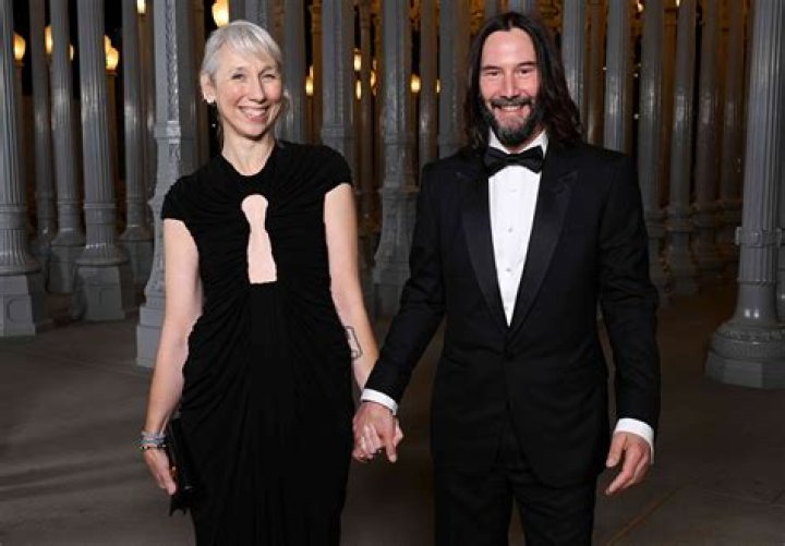 Exploring The Life Of Keanu Reeves' Ex-Girlfriend: A Journey Through Love And Loss