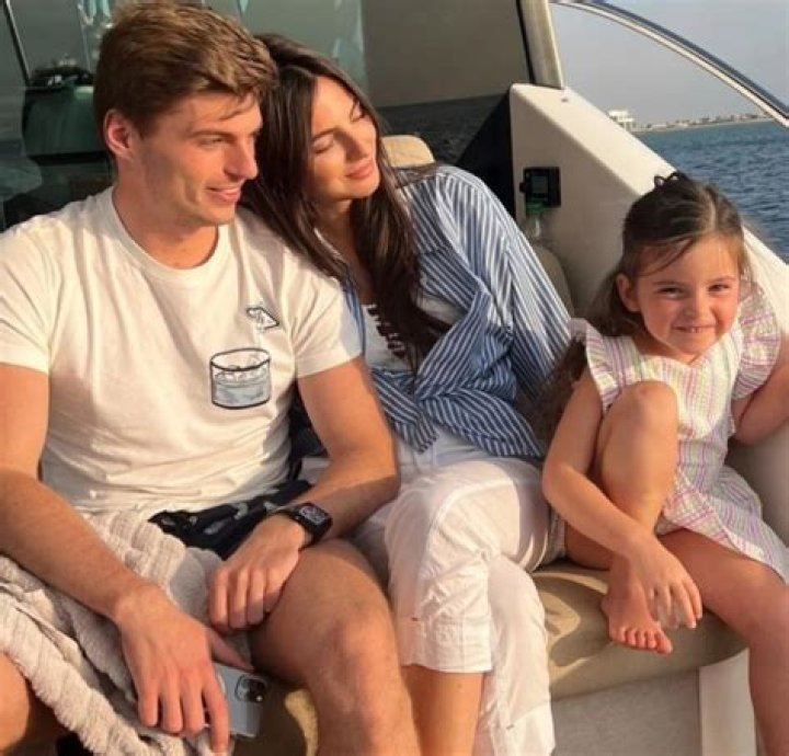 F1 Penelope teaches Max Verstappen to focus