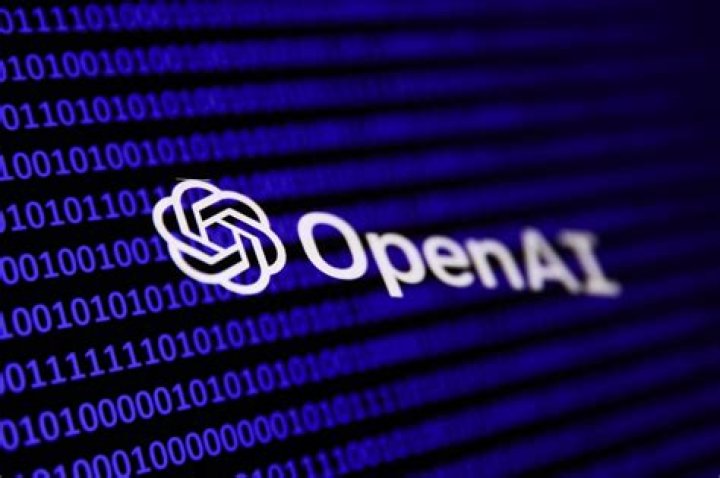 For &lsquo;Station Eleven&rsquo;'s Mackenzie Davis, Acting is &ldquo;Like Dating&rdquo;