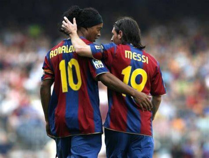 Former Barcelona Star Ronaldinho Had Perfect Answer When Asked About