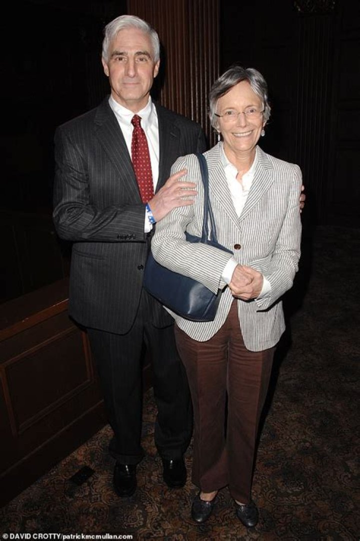 Frugal Charlie Munger was worth 2.6 billion at the time of his death at age 99 but little of